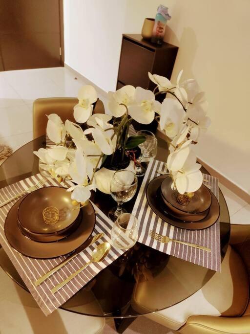 Luxury 1br Majestine * Dubai